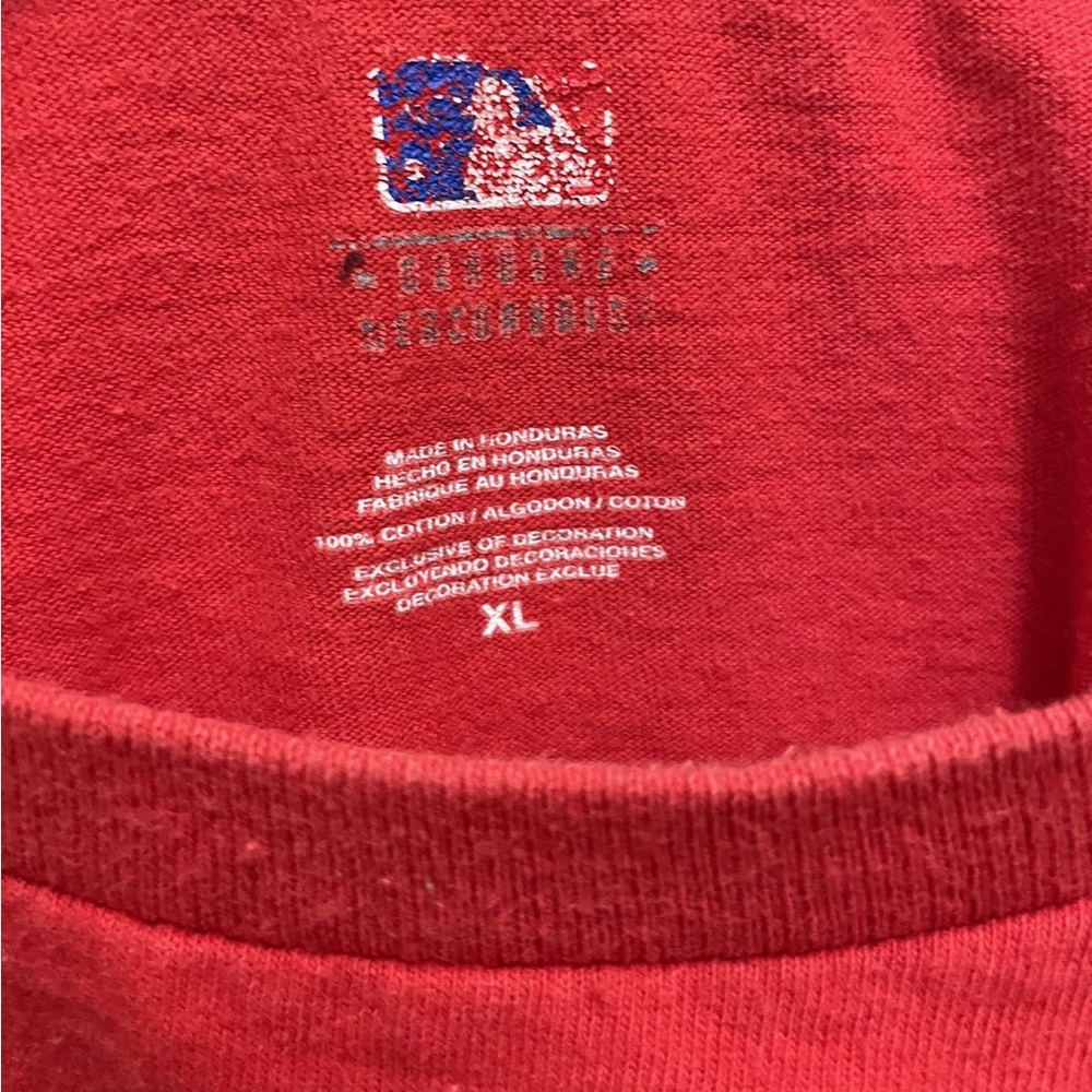 ❌ SOLD ❌ Cincinnati Reds Stitched Script T-Shirt - Picture 4 of 4
